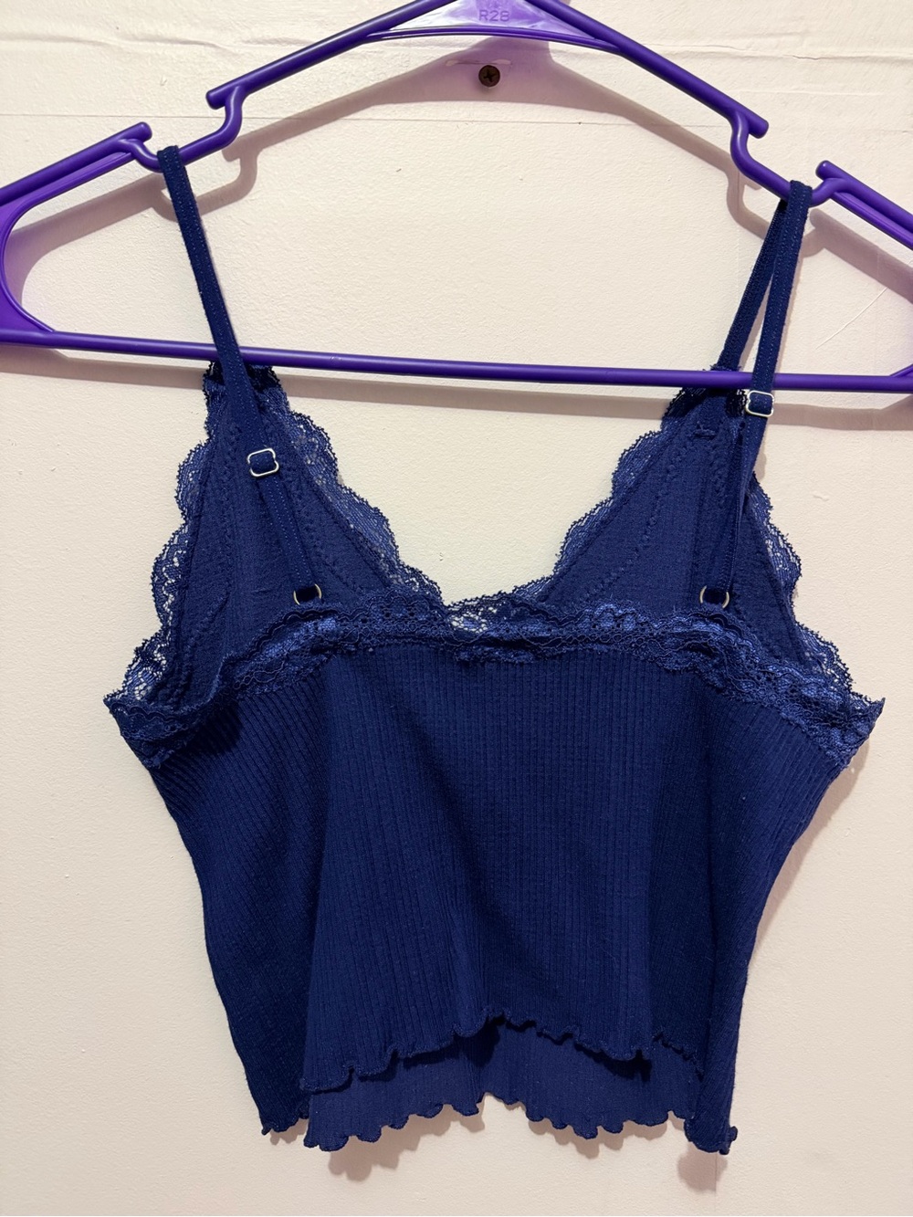 XS | Hollister Navy Blue Ribbed Lace Trim Cami - Picture 4 of 4